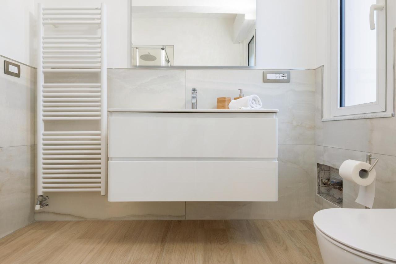 Apartmán Modern Flat 250 Mt From The Sea - Albissola Marina Exteriér fotografie